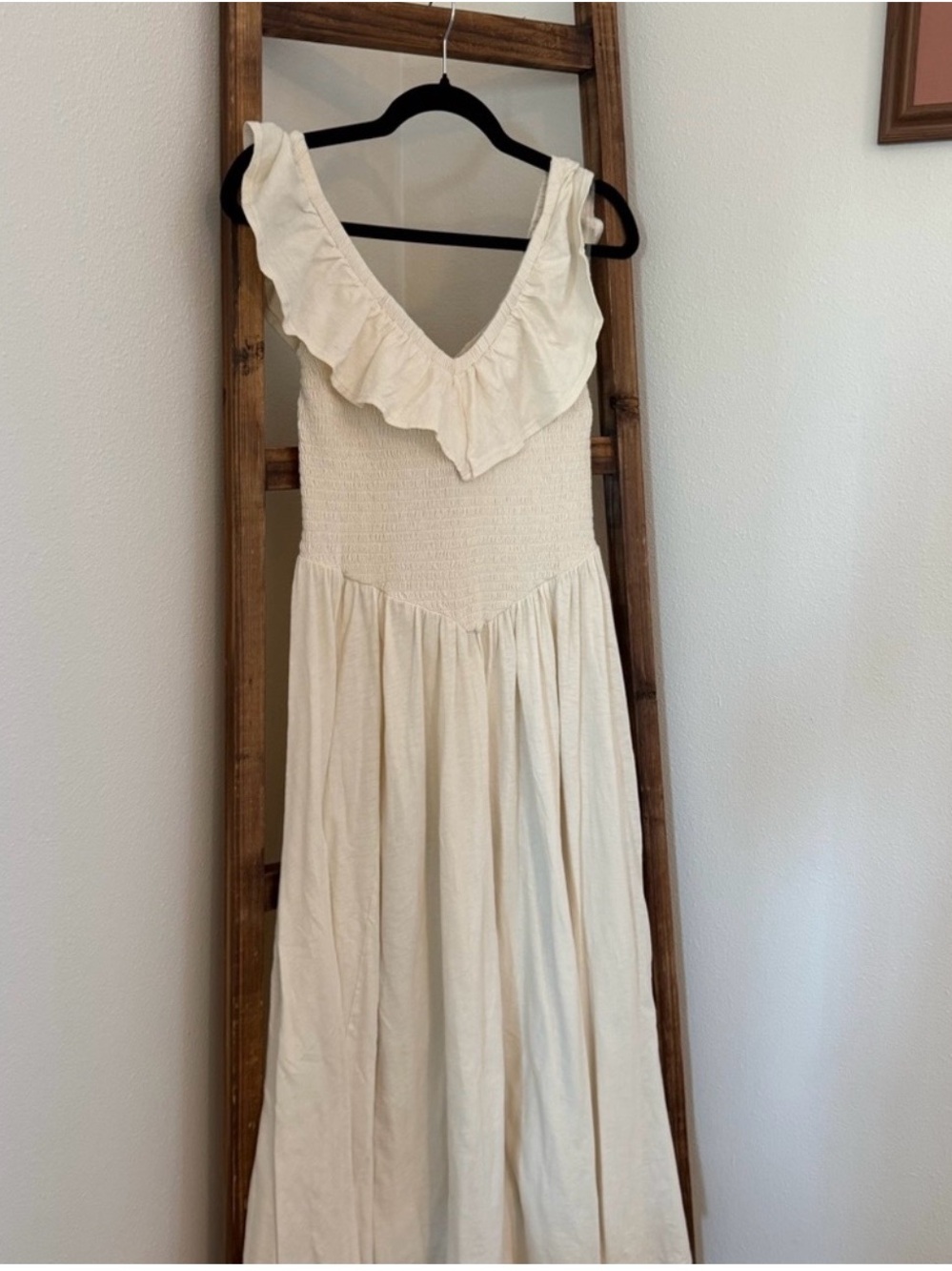 American Eagle Outfitters Cream Ruffle V-Neck Maxi Dress